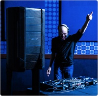 DJ