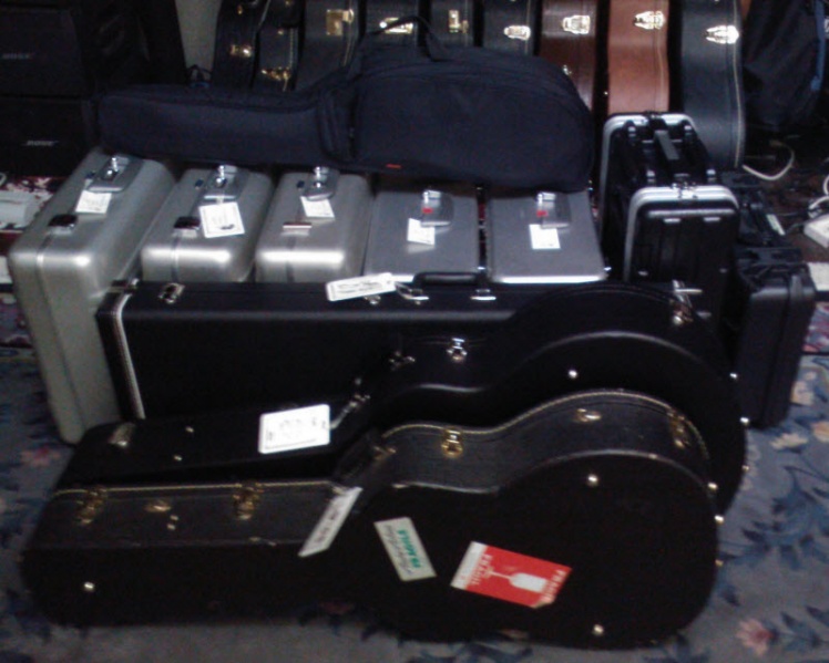 File:HalliburtonCases2.jpg
