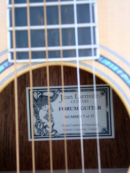 File:LarriveeForum0103.jpg